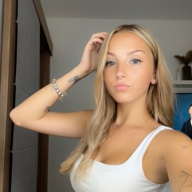 Social Media & Content Creator