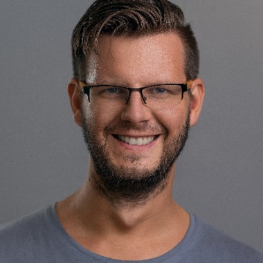 Product/project manager, UX