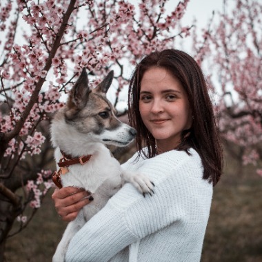 Fotograf, práce s photoshop adobe, správa emailů a zpráv na sociálních sítích