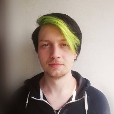 Front-end Developer - Medior  /  Game Developer - Junior