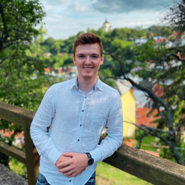 Správa sociálnych sietí, tvorba webov, grafiky a videí, online marketing, SEO a dronové zábery