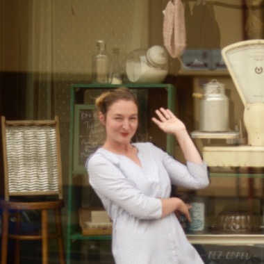 Food blogger / social media content creator / yoga teacher