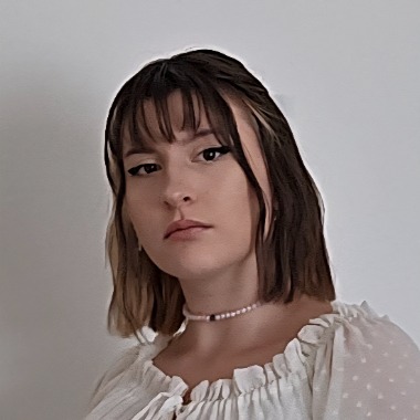 Studentka oboru Korejštiny pro hospodářskou praxi