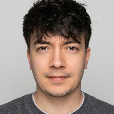 Video Editor, Copywriting, Web Design, Grafika, Překlad