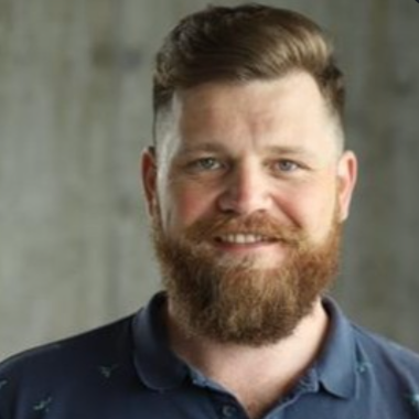 Offline/Online marketing manger