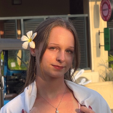 Překladatelka z češtiny do ukrajinštiny/ruštiny a naopak