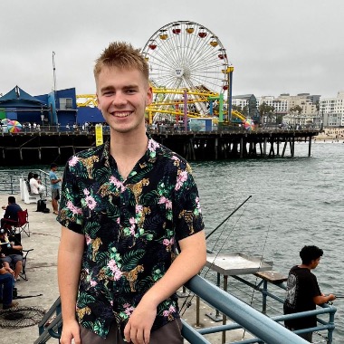 Překladatel, Manažer Sociálních médií