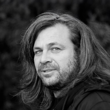 Kreativní obalový design, loga, identity, weby